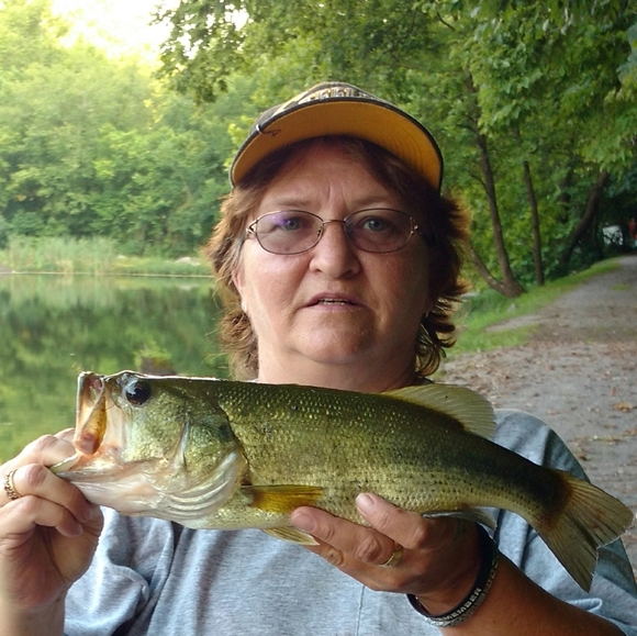 Meet your Posher, Mary - Picture 1 of 3